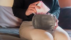 Co miesiąc wybiera je wiele Polek. Ginekolog mówi, jak stosować podpaski