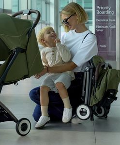 Podróże z dziećmi: Jak wybrać idealną spacerówkę na wakacje?