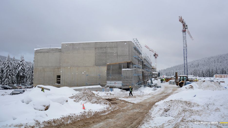 Jakuszyce. Intensywne prace na budowie Dolnośląskiego Centrum Sportu. Inwestycja będzie gotowa w tym roku