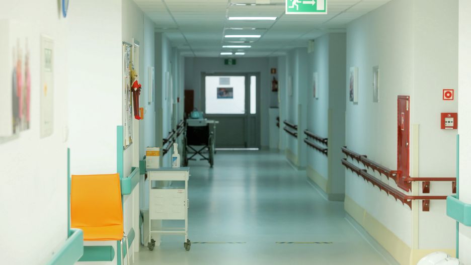Koronawirus. Wrocław. Kliniki Centrum Chorób Serca USK wstrzymały przyjęcia. Zakażenia wśród pacjentów i personelu