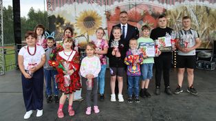 26. Święto Truskawki w Bielinach zgromadziło tłumy. Były występy, konkurs i łakocie