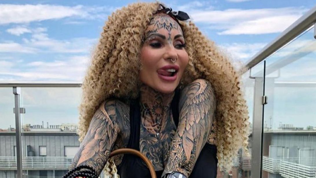 "Królowe życia". Ada pokazała się bez tatuażów