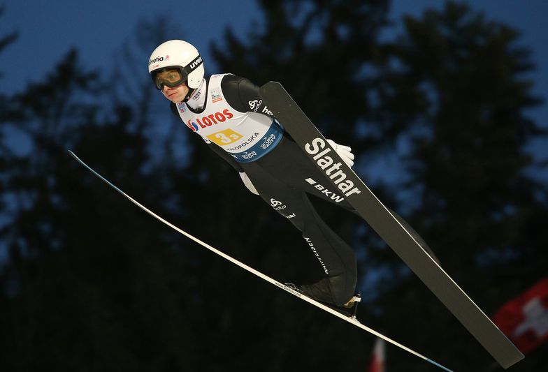 Na Skoczka Narciarskiego Tuż Przed Wybiciem Z Progu Skoczni Działa Zaskakujący wybór znanego skoczka narciarskiego. Chce zostać politykiem