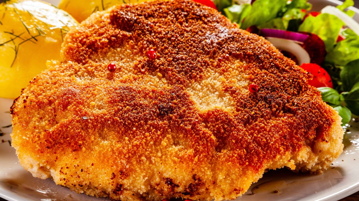 Kotlet schabowy w chrupiącej panierce to ideał