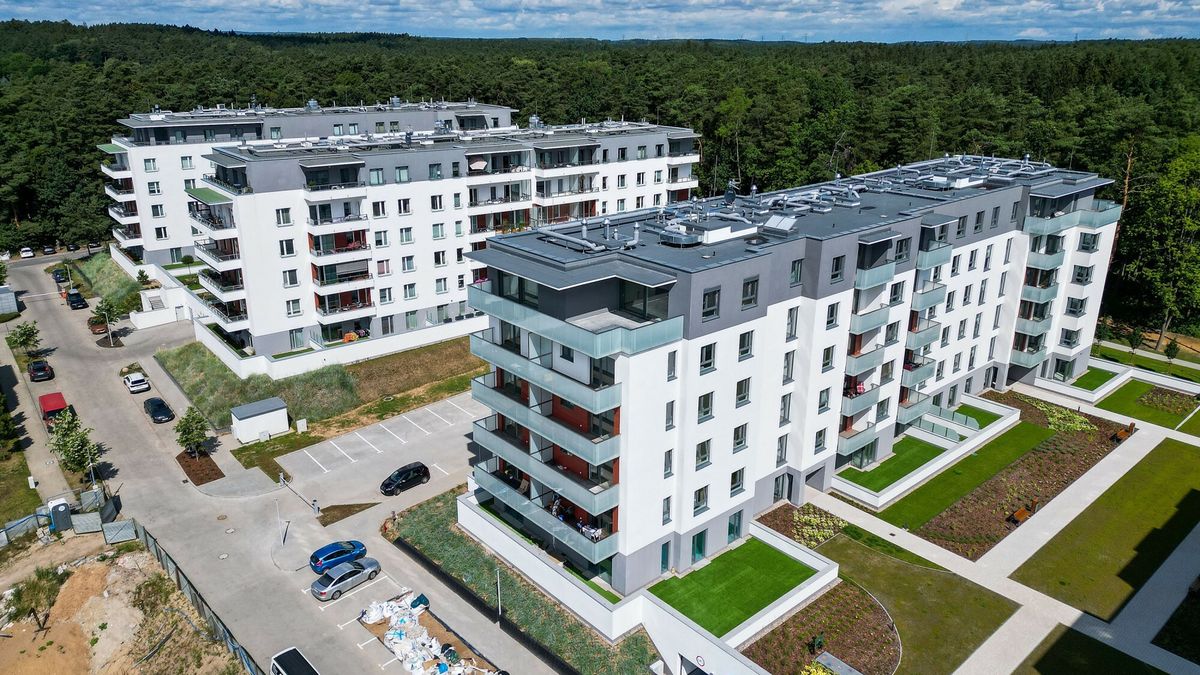 Budowa osiedla Le?na w Olsztynie
26.07.2023 Olsztyn Budowa osiedla mieszkaniowego Lesna nad jeziorem Dlugim w Olsztynie przez firme Arbet Investment Group fot. Artur Szczepanski/REPORTER
Artur Szczepanski/REPORTER