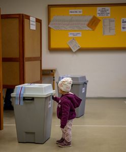 Drugi dzień wyborów. W sobotę poznamy decyzję Czechów