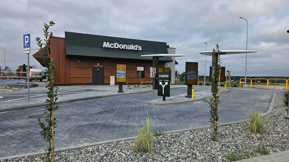 Restauracja Mcdonalds na MOP Obroki przy S19