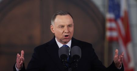 Frankowicze nie mają co liczyć na prezydenta. Andrzej Duda czeka na ruch instytucji