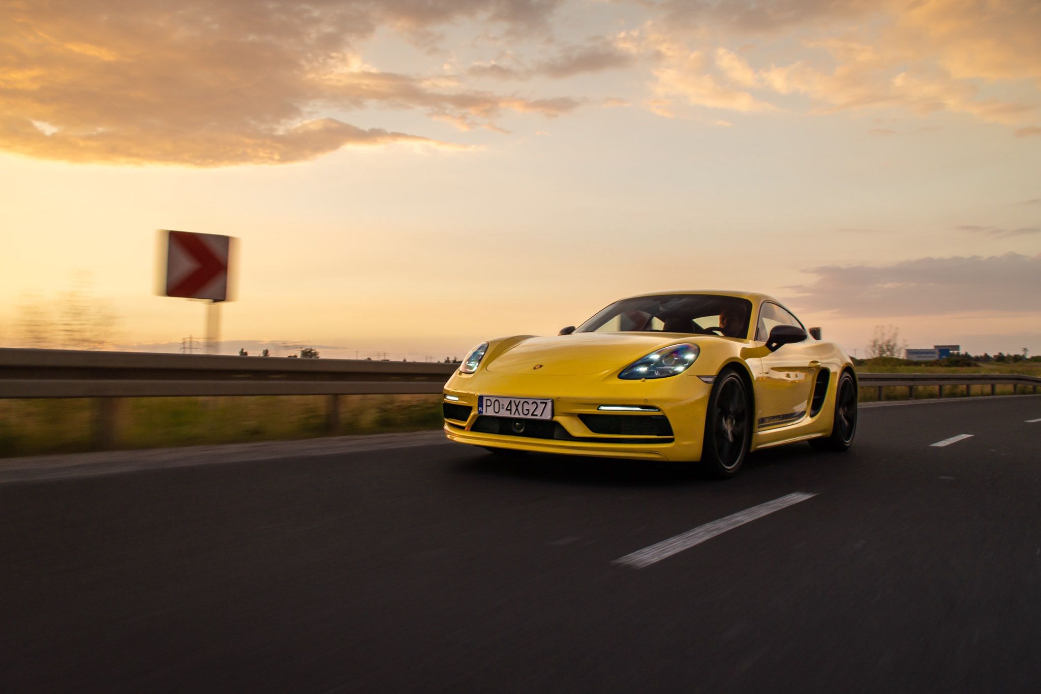 Porsche 718 Cayman T