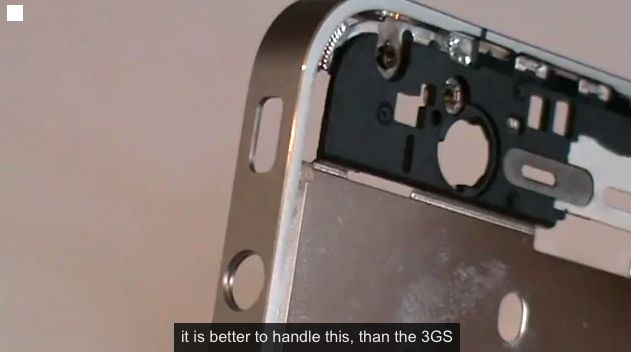 iPhone 4G (HD) od środka [wideo]