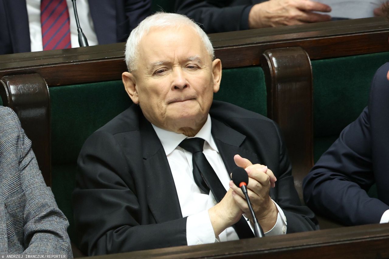 Przesadzi posłów. Kaczyński ma plan na Sejm