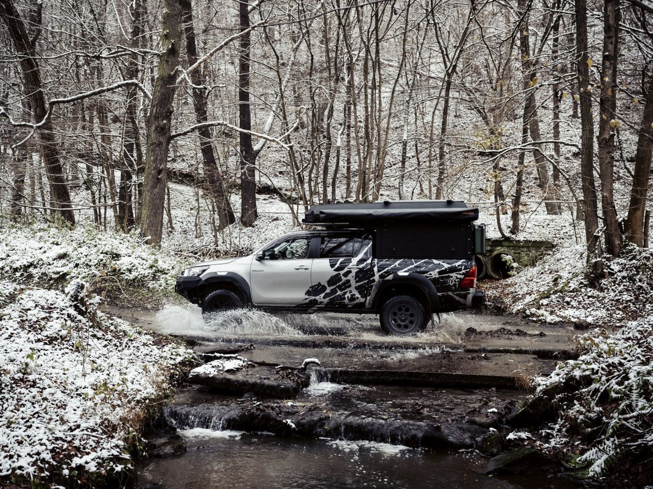 Toyota Hilux Expedition