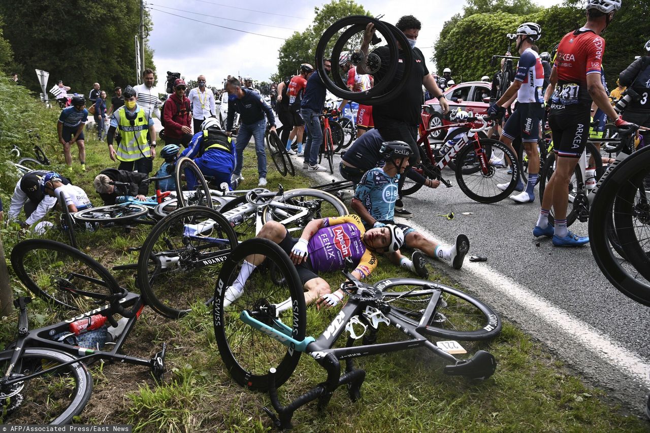 Francja. Policja aresztowała kobietę, która spowodowała kraksę podczas Tour de France 