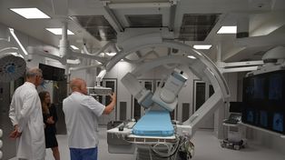 Nowoczesna sala dla pacjentów kardiologii w Uniwersyteckim Szpitalu Klinicznym. Tu będą ratować życie pacjentów