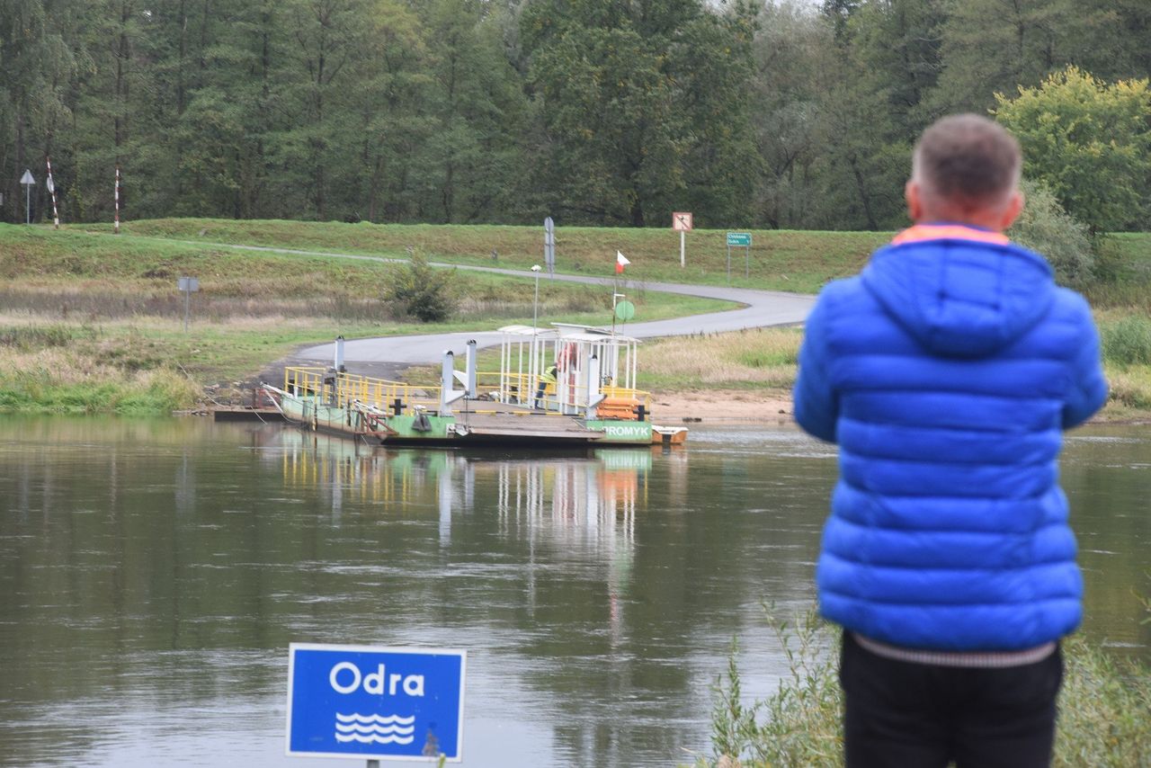 Połęcko: Prom nareszcie wraca. Czekali na wyższą wodę w Odrze