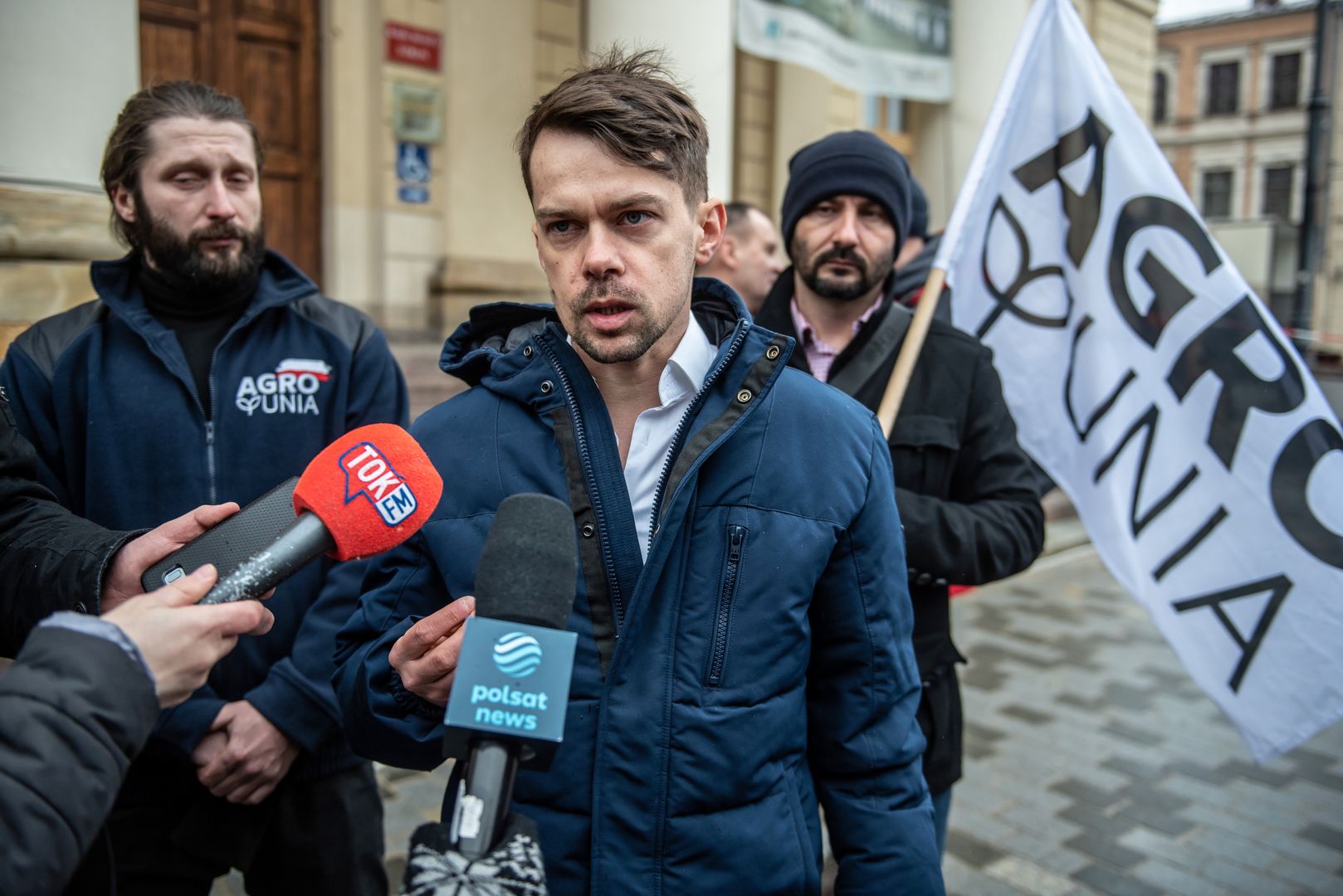 Na zdjęciu Michał Kołodziejczak i przedstawiciele AgroUnii w trakcie konferencji prasowej w Lublinie