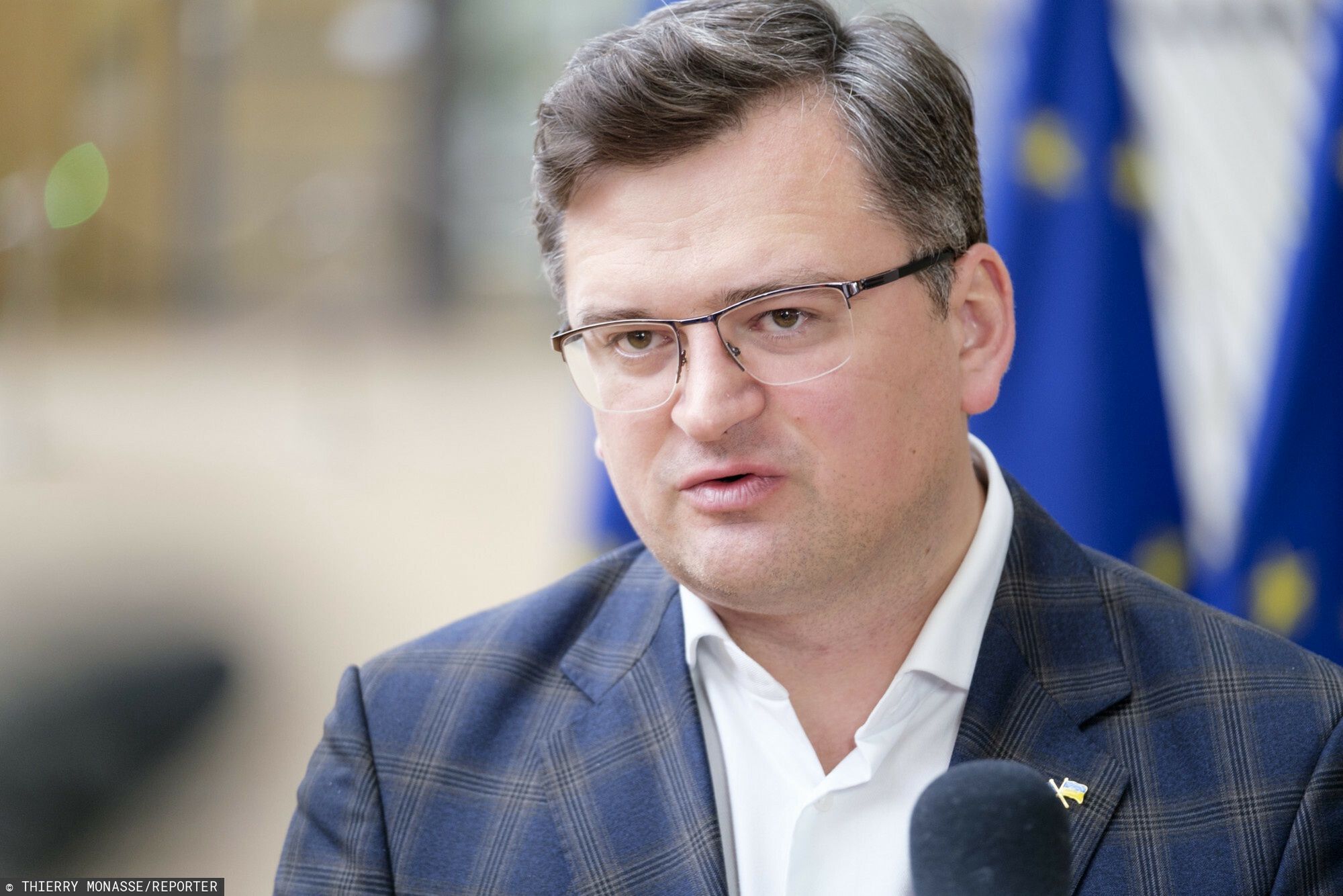 reporter_baza_2022-05Ukrainian Minister of Foreign Affairs Dmytro Ivanovych Kuleba is talking to media as he arrives to the Europa, the EU Council headquarter on May 16, 2022 in Brussels, Belgium. Ukraine's Minister of Foreign Affairs, Dmytro Kuleba, called on Germany to take the lead in the process leading to Ukraine's accession to the European Union. Fot : Thierry Monasse/REPORTERThierry Monasse/REPORTER