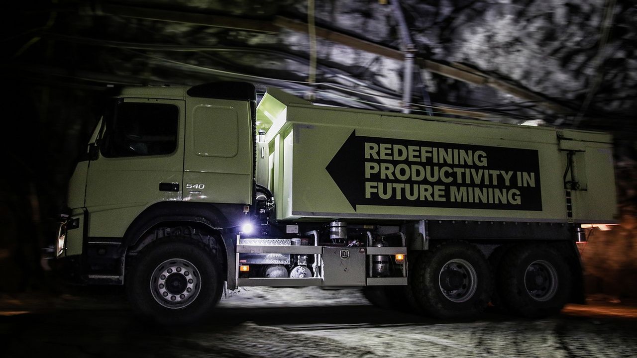 Autonomiczne Volvo FMX w kopalni