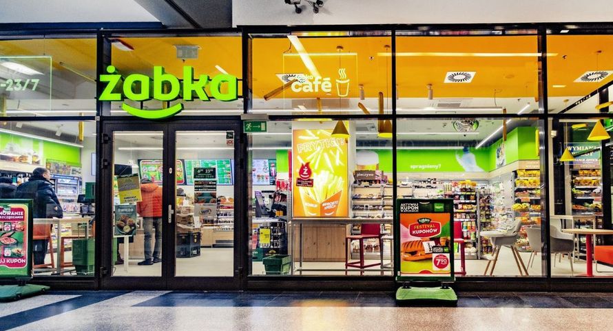 Zakupy w Żabce jak na zeszyt? Sieć testuje usługę "kup teraz, zapłać później"