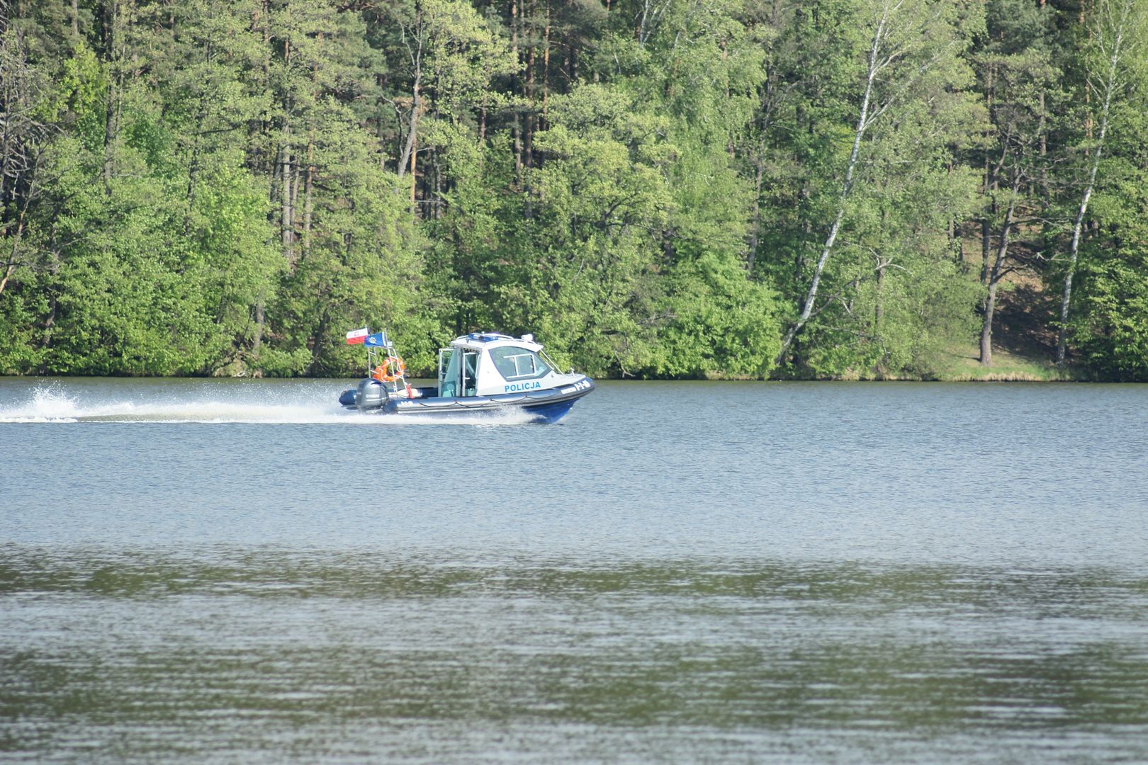 Kolejne zwłoki w Narwi. Pierwsze wyłowiono ciało 6-latki