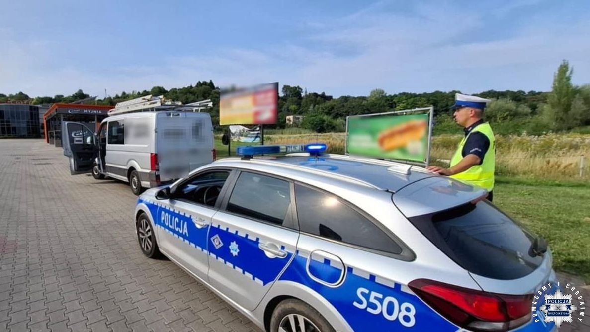 Kierowca był kompletnie pijany