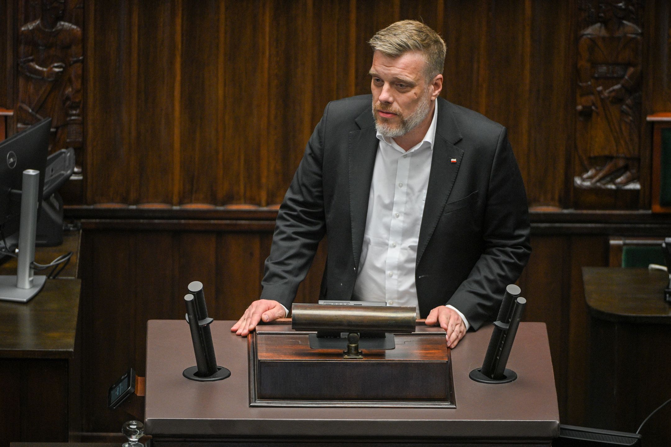 Adrian Zandberg
Warszawa, 21.05.2025. Pose� Partii Razem Adrian Zandberg na sali plenarnej Sejmu w Warszawie w drugim dniu posiedzenia izby, 21 bm. Pos�owie zaj�li si� m.in. poselskim projektem ustawy o Rzeczniku Rolnik�w. (amb) PAP/Marcin Obara
Marcin Obara
X kadencja, 10, 10., Dziesi�ta, kadencji, obrady, plenarna, polityk polityka, Polityka, posiedzenie, Posiedzenie Sejmu, pos�owie, sala, Sala plenarna posiedze� obrad, Sejm, Sejm RP