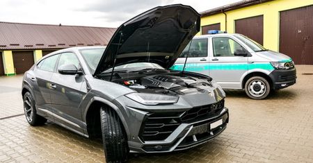 Lamborghini urus przejęte przez straż graniczną. Samochód warty jest 1,4 mln zł