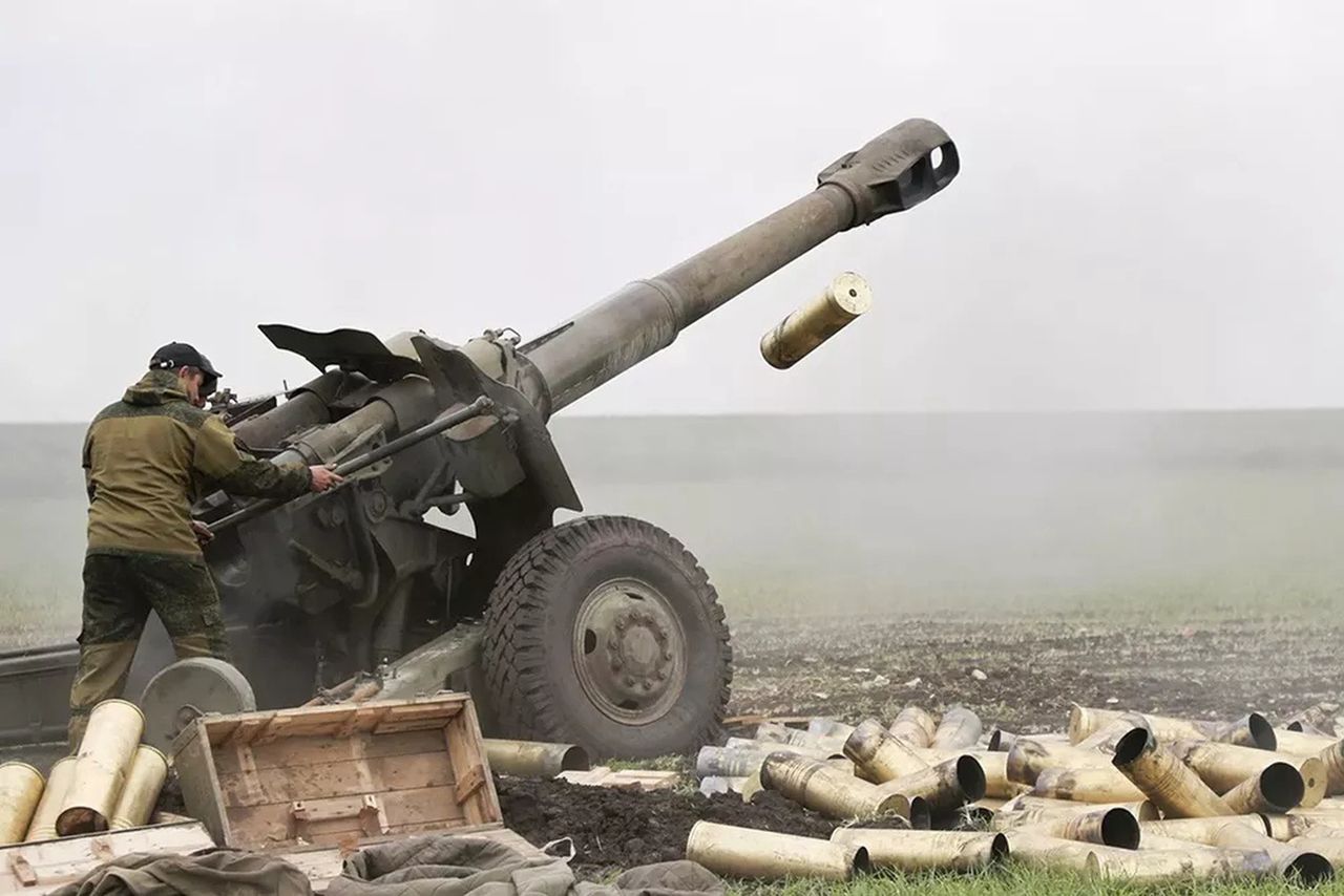 Rosyjska haubicoarmata D-20 kal. 152 mm, zdjęcie ilustracyjne