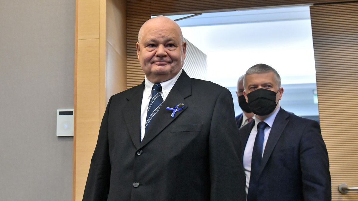 Prezes NBP Adam Glapiński odpowiedział na posiedzeniu komisji na pytanie o swoje zarobki 