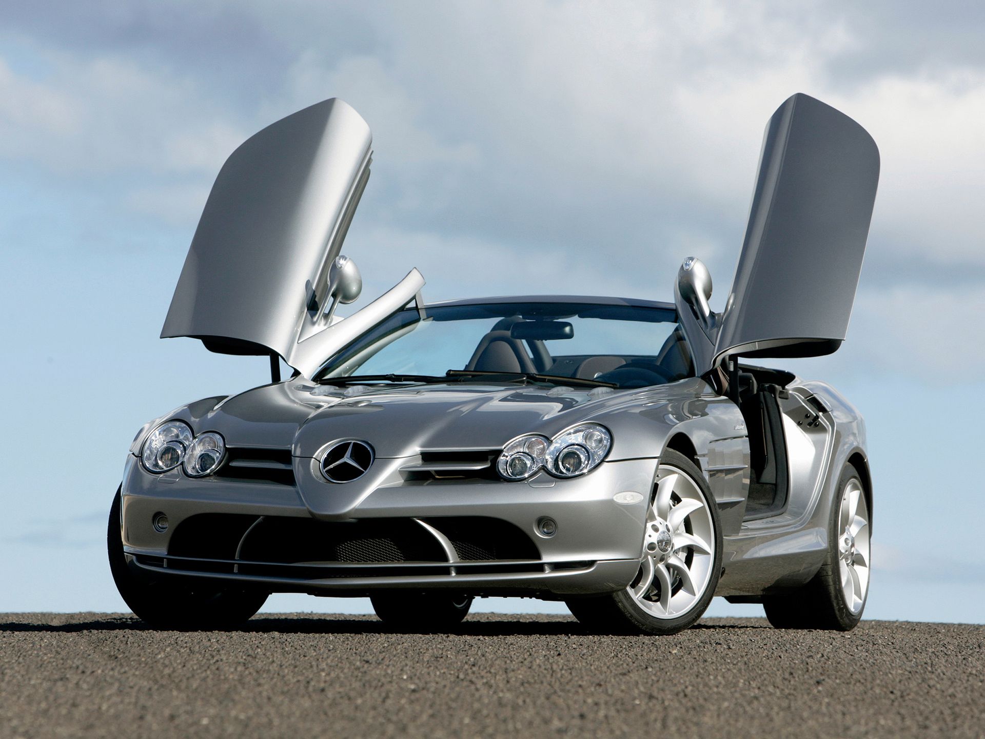 Pokolenie wcześniej: Mercedes-Benz SLR McLaren 45