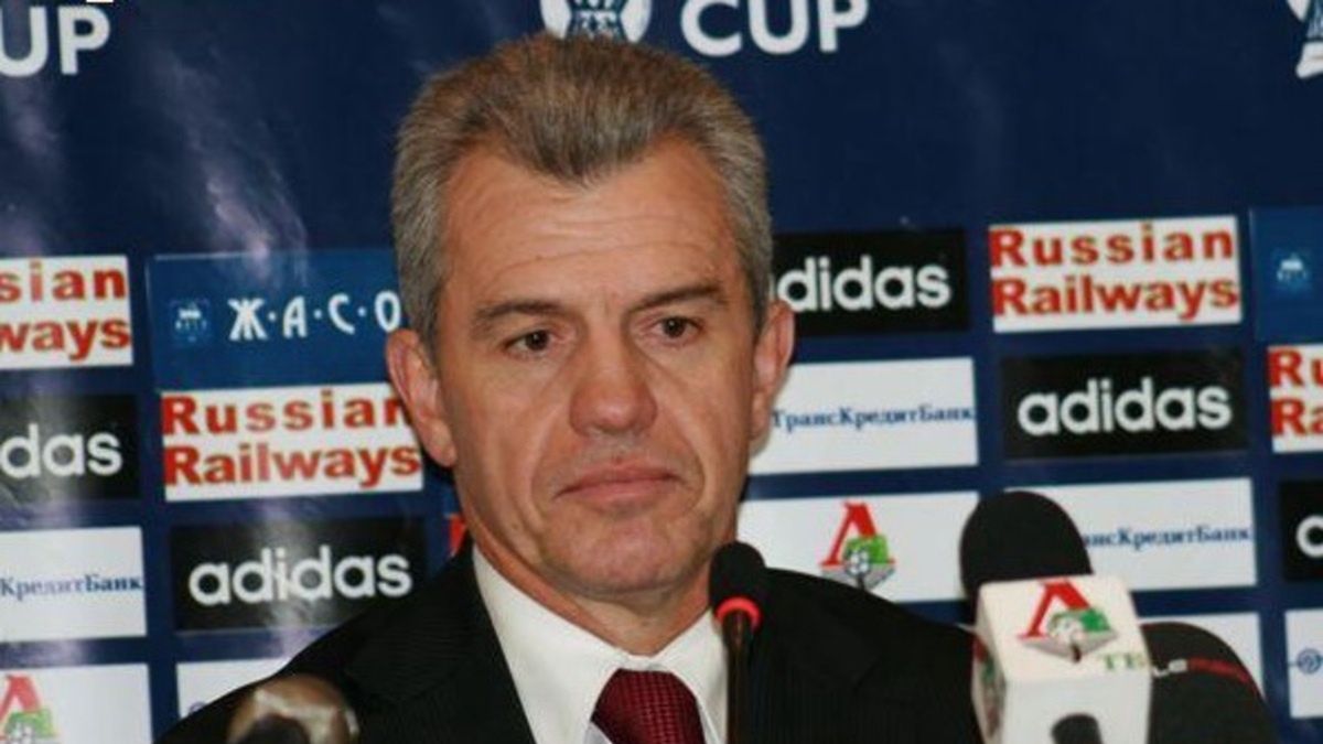 Javier Aguirre w czasie konferencji prasowej