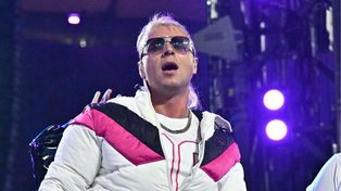 Fani Skolima opanowali stację w Olecku. Chórem oceniają nowy punkt