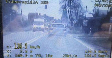 Pirat drogowy w Śmiłowie pędził 136 km/h