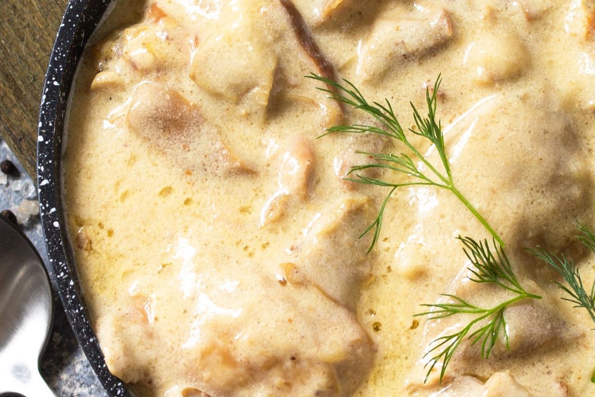 Chicken in creamy sauce: The gourmet secret for family dinners