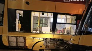 Warszawa: Zderzenie tramwajów na pętli P+R Aleja Krakowska