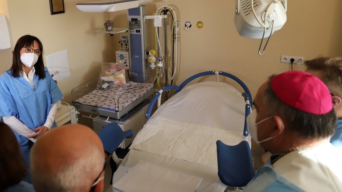 W uroczystym otwarciu uczestniczył m.in. biskup