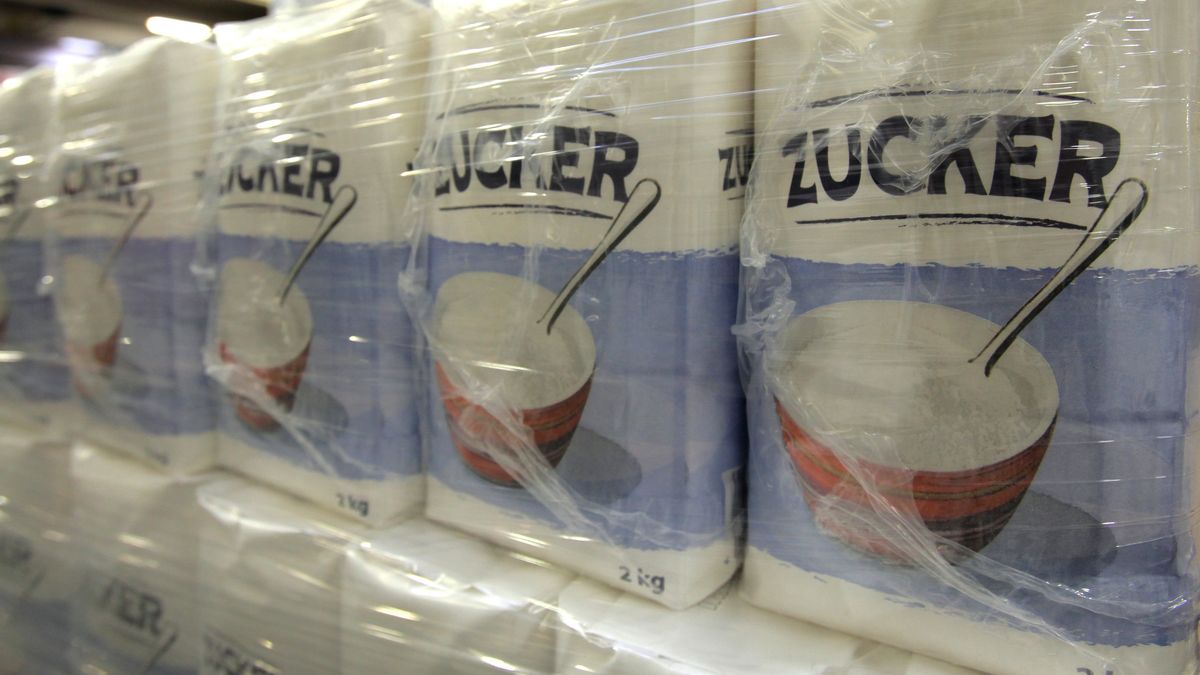 Inside Sudzucker Plant Ahead Of Earnings
Packaged sugar sits in a storage area of the Suedzucker AG factory in Offenau, Germany, on Tuesday, Oct. 12, 2010. Suedzucker AG said it expects full-year operating profit to increase to more than 450 million euros from 403 million euros last year. Photographer: Hannelore Foerster/Bloomberg via Getty Images
Bloomberg
COMMODITIES, EMEA, EUROPE, EUROPEAN, FACTORY, PLANT, SUDZUCKER, SUGAR