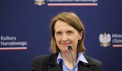 Kto powinien być arbitrem między mediami a bigtechami? Ministra kultury unika odpowiedzi