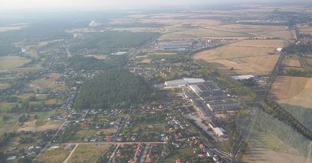 Chcieli sprzedać 100 hektarów gruntów pod Poznaniem. Kupiec był szybki. To... archidiecezja