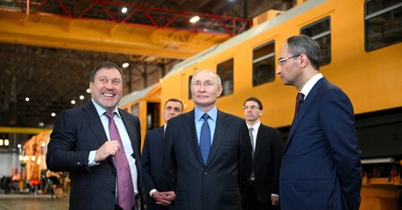 OPEC+ gra na wzrost cen. Skorzysta na tym Rosja
