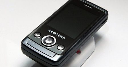 Samsung L780, L700 i J800 złapane na żywo