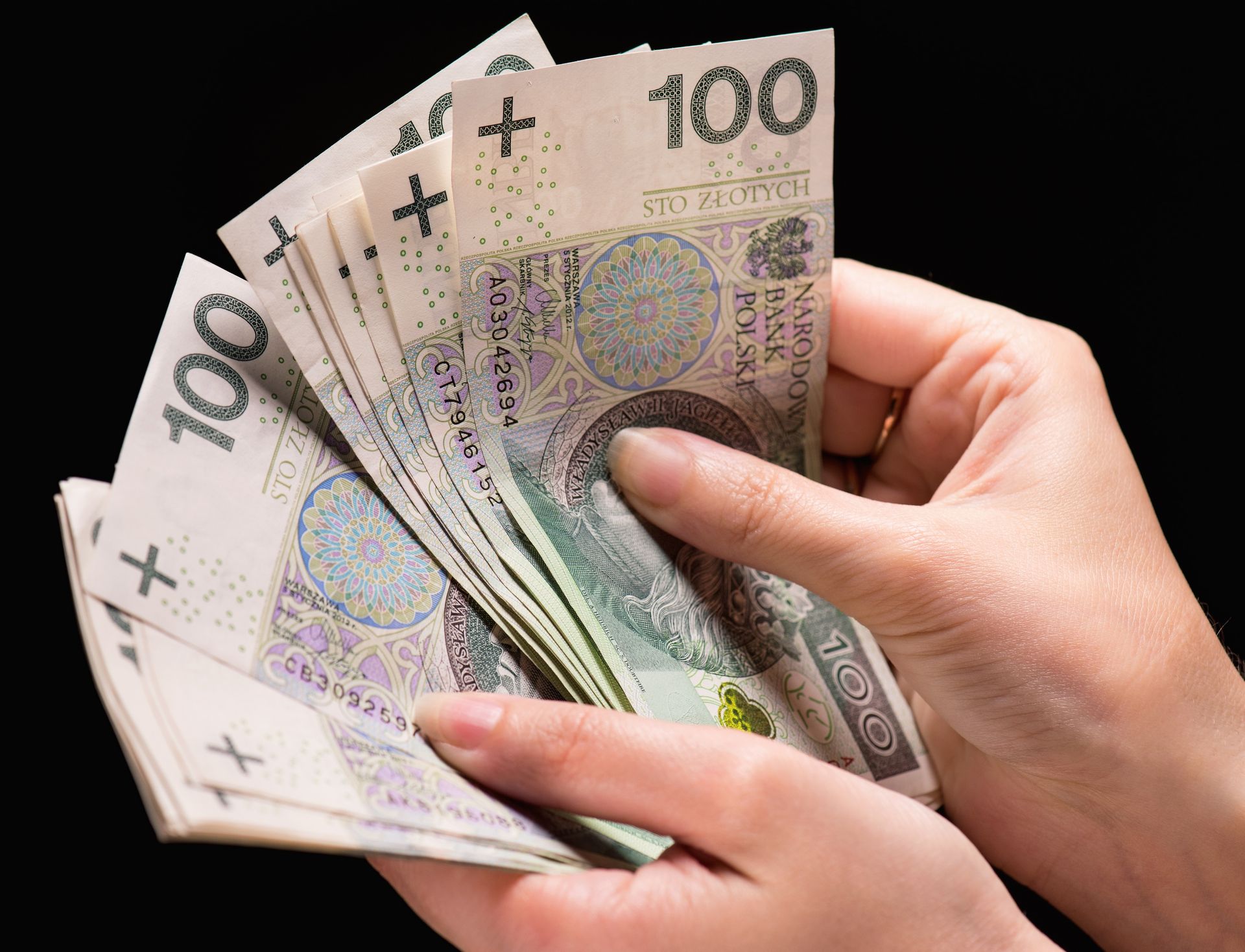ZUS 2025: Składki emerytalne rosną! Co to oznacza dla Polaków?