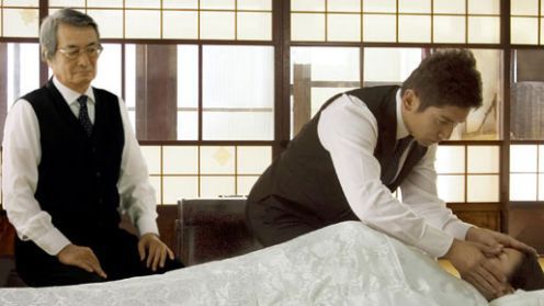 Okuribito ? zobacz fragmenty oscarowego zwycięzcy 1