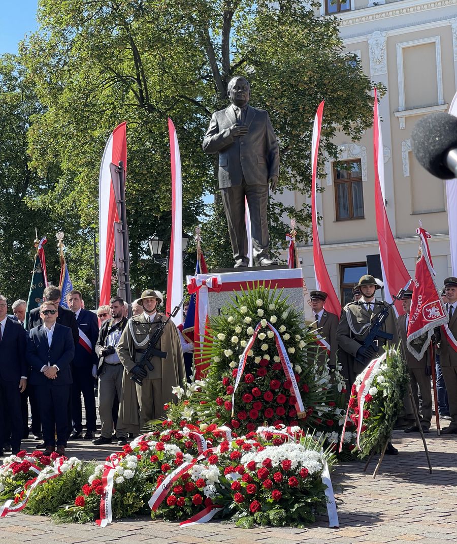 Odsłonięcie pomnika Lecha Kaczyńskiego w Tarnowie [18.06.2022]