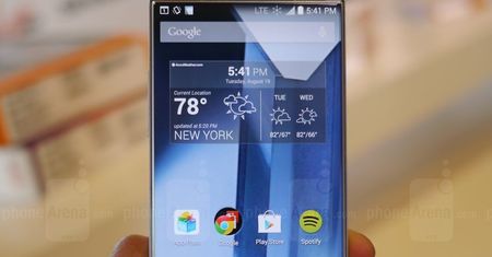 Sharp AQUOS Crystal - prawie bezramkowy smartfon