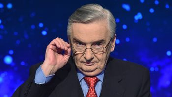 Tadeusz Sznuk wciąż chętnie przybywa na plan "Jeden z dziesięciu": "Mam powód, żeby RANO WSTAĆ I PRZYJŚĆ DO PRACY". Tak dba o formę