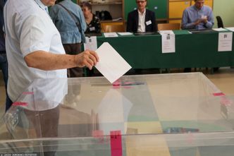II tura wyborów prezydenckich. PKW podała pierwsze informacje o głosowaniu