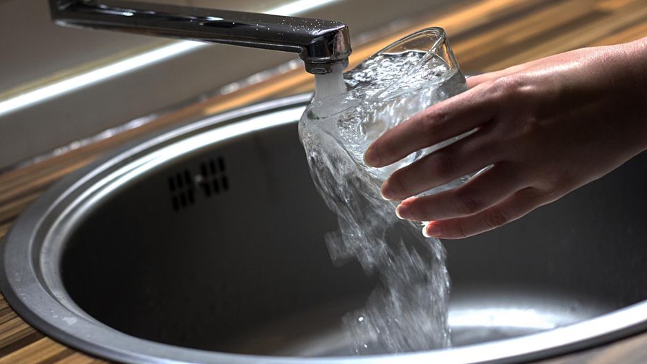 Woda to istotny element diety małego człowieka