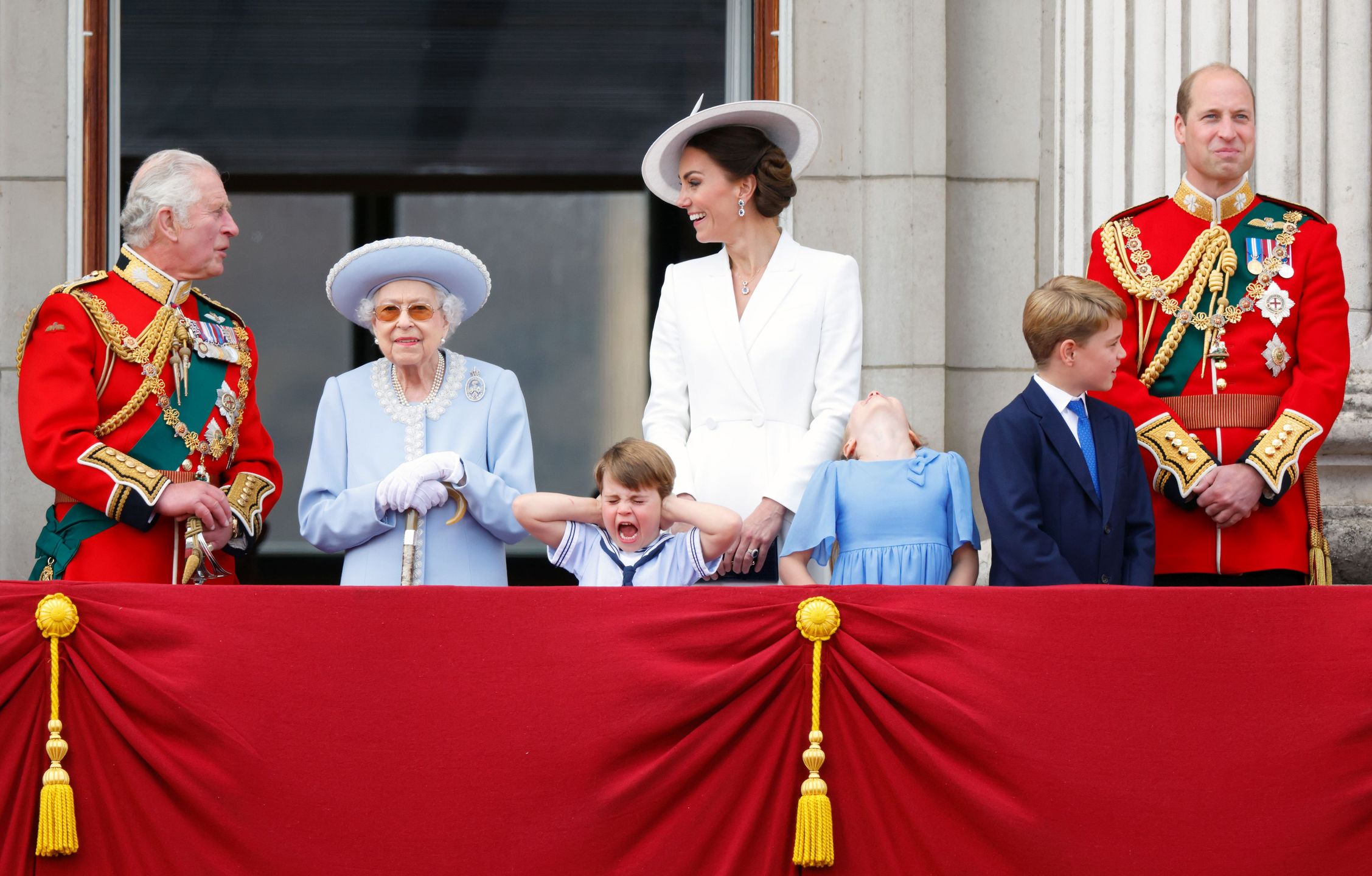 rodzina królewska na paradzie Trooping the colour
