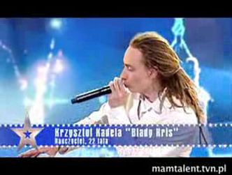 Blady Kris z "Mam talent" jeździ po gimnazjach. ZA 2 TYSIĄCE